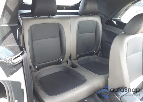 2013 Volkswagen Beetle 2.5L из США, поврежденный, VIN 3VW5P7AT7DM819798